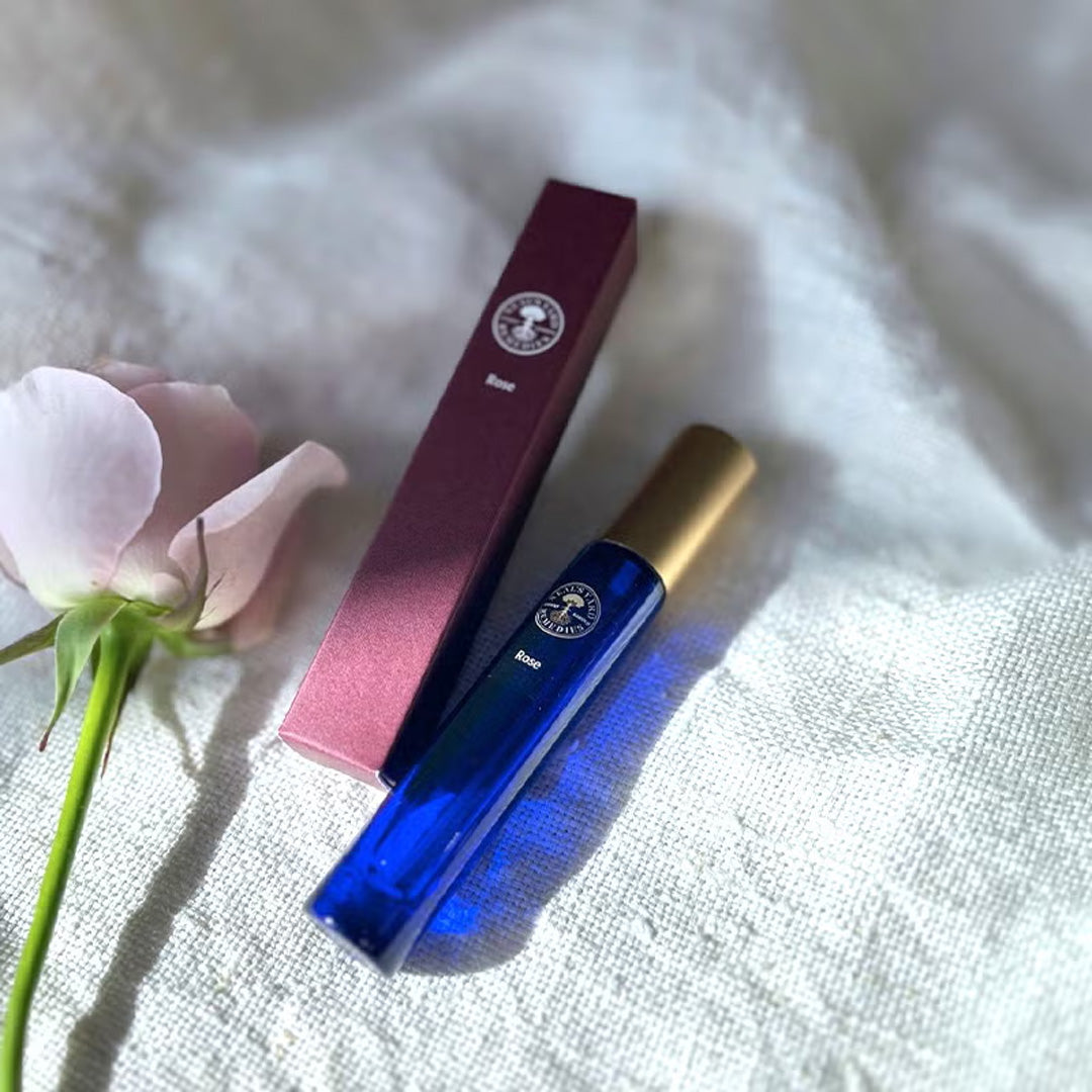 NEAL'S YARD REMEDIES オードパルファン ローズ 8mL